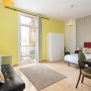 https://apartaments-clot-sant-marti.topbarcelonahotels.com
