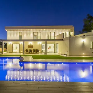 https://grand-palace.balearic-islands.net
