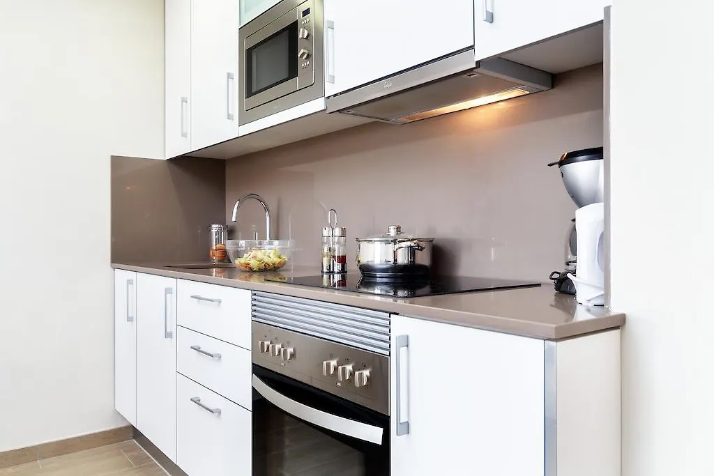 Feelathome Plaza Apartments Barcelona Spain