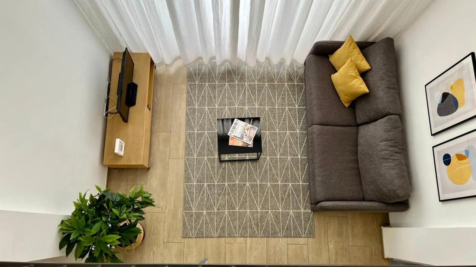 Feelathome Plaza Apartments Barcelona 0*,  Spain