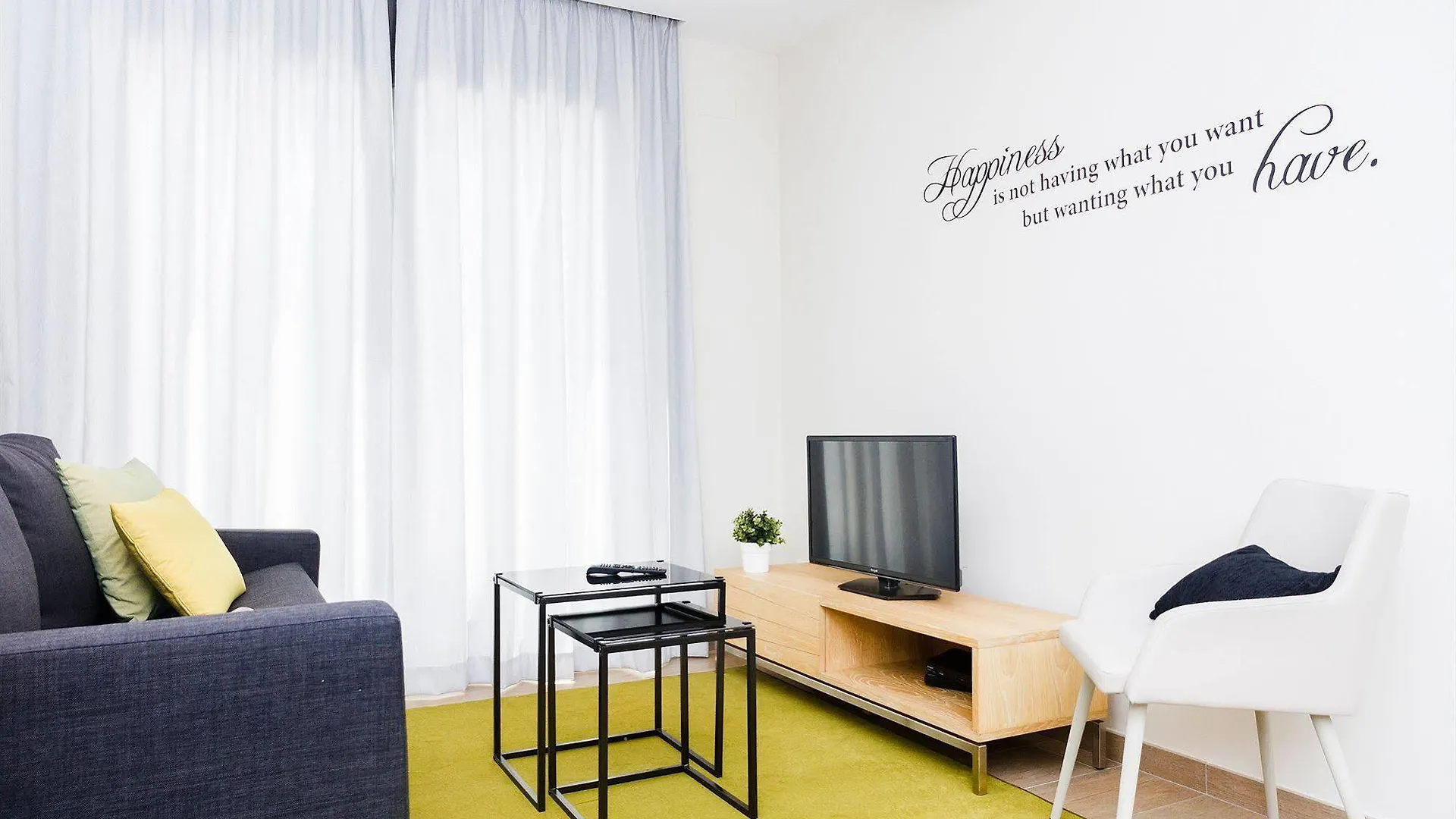 Feelathome Plaza Apartments Barcelona